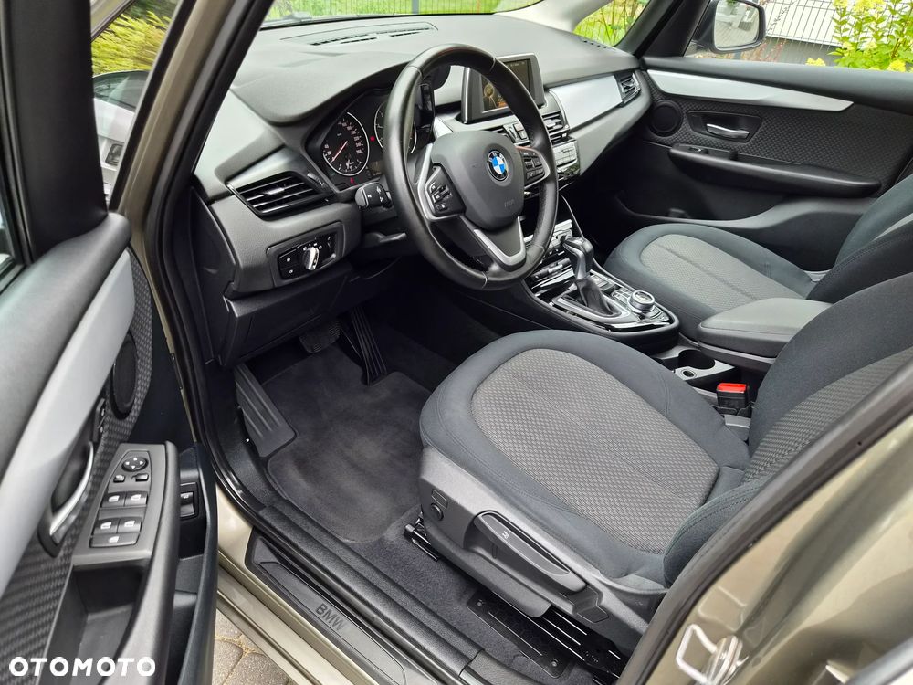 BMW Seria 2 220d Sport-Aut Advantage - 9