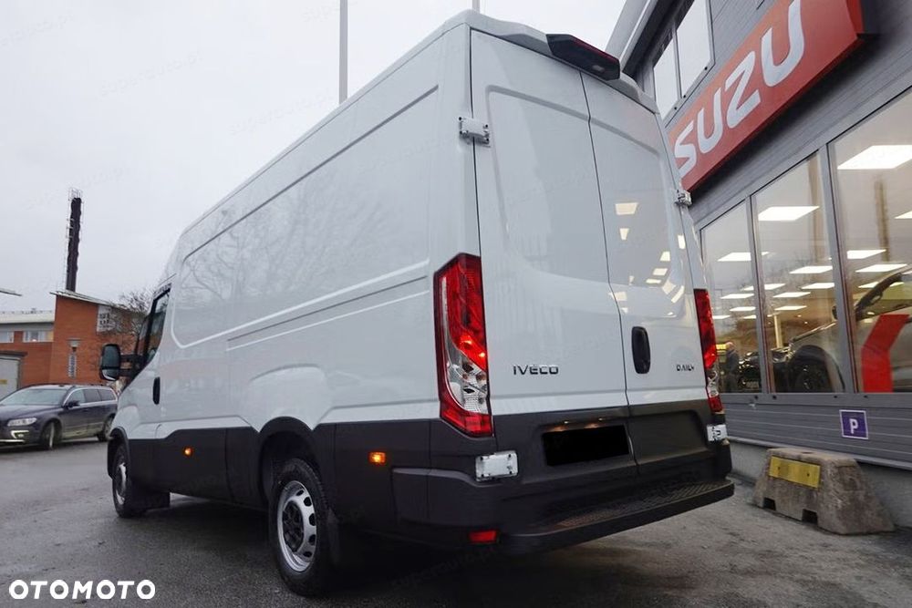 Iveco Daily 35S16 12m3 L3H2 Hi-Matic 2.3 156KM - 7
