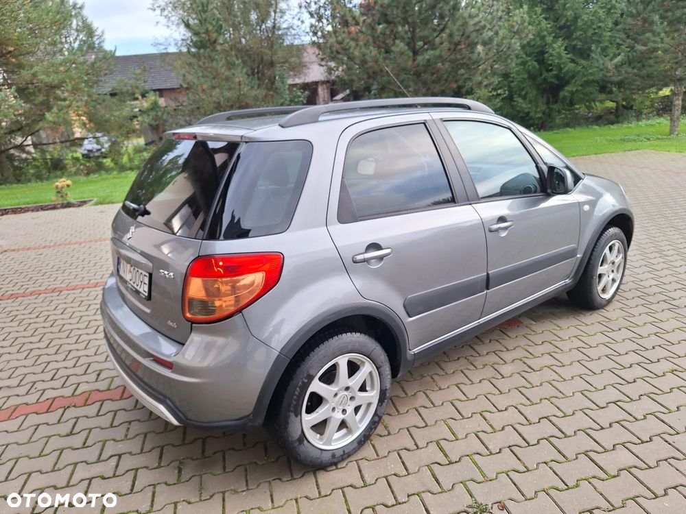 Suzuki SX4 1.6 GS / Premium 4WD - 23