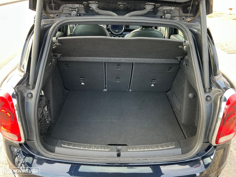 MINI Countryman Cooper D Premium Yours Auto - 12