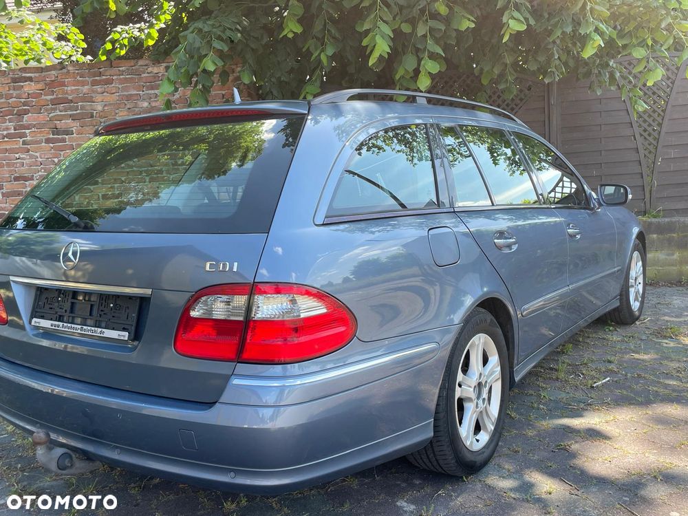 Mercedes-Benz Klasa E 320 CDI 7G-TRONIC Elegance - 20