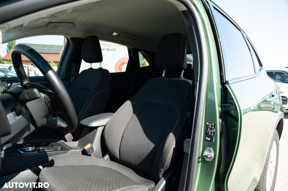 Ford Kuga - 22