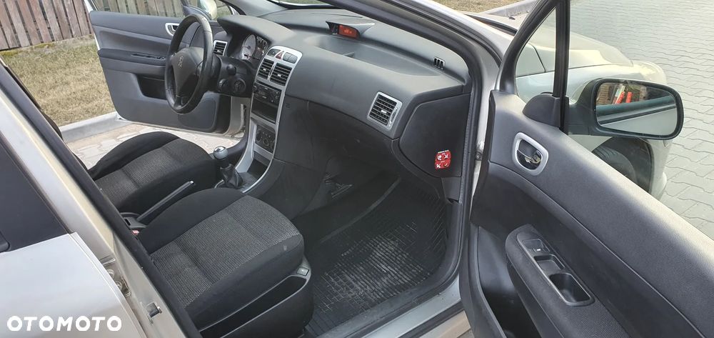 Peugeot 307 1.6 HDI Oxygo - 10