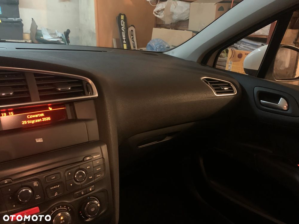 Citroën C4 1.6 HDi Selection - 9