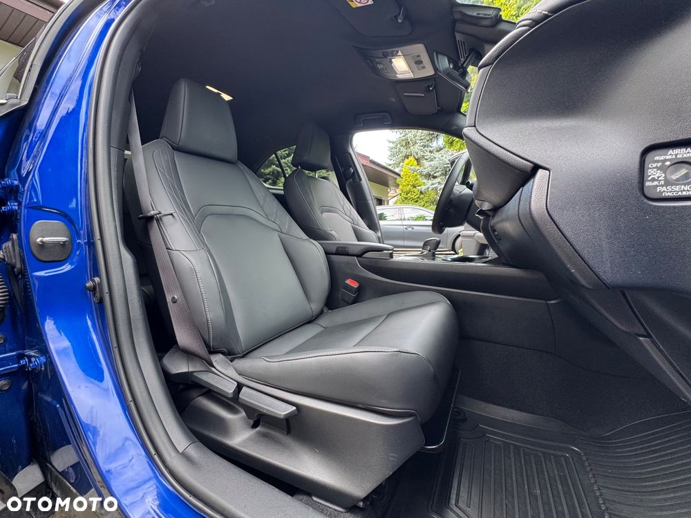 Lexus UX - 20
