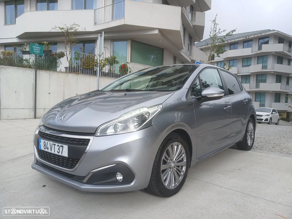 Peugeot 208 1.5 BlueHDi Signature - 3