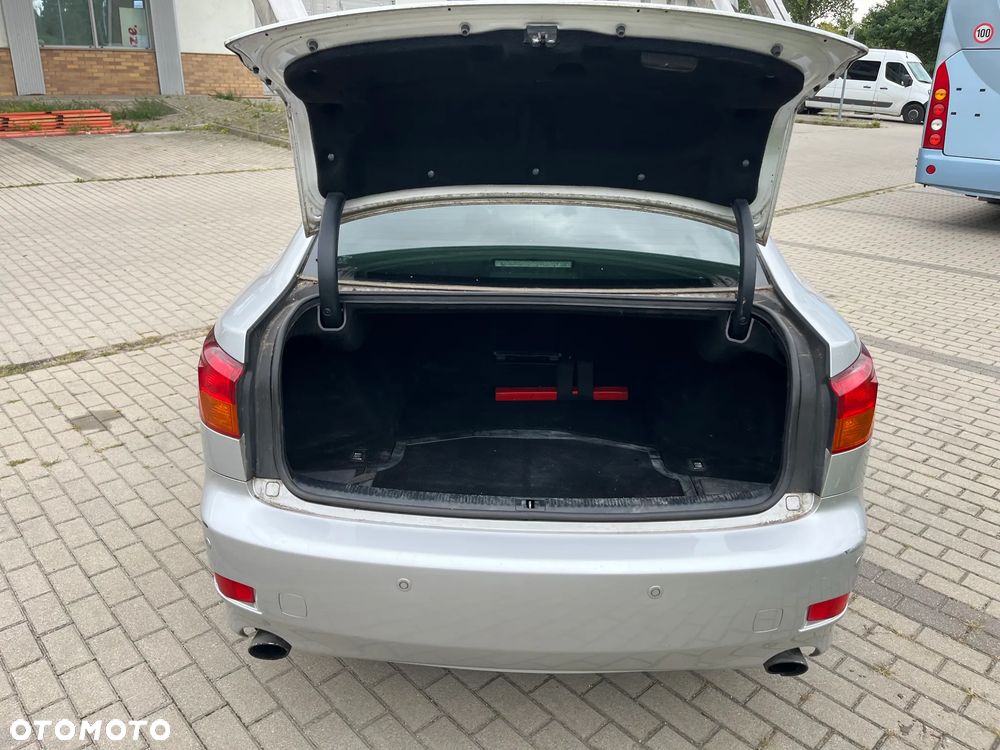 Lexus IS 250 Comfort - 8