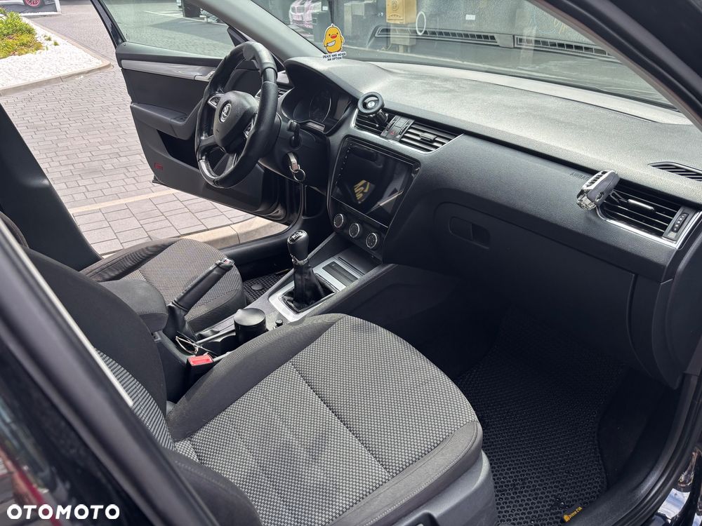 Skoda Octavia 1.4 TSI Ambition - 19