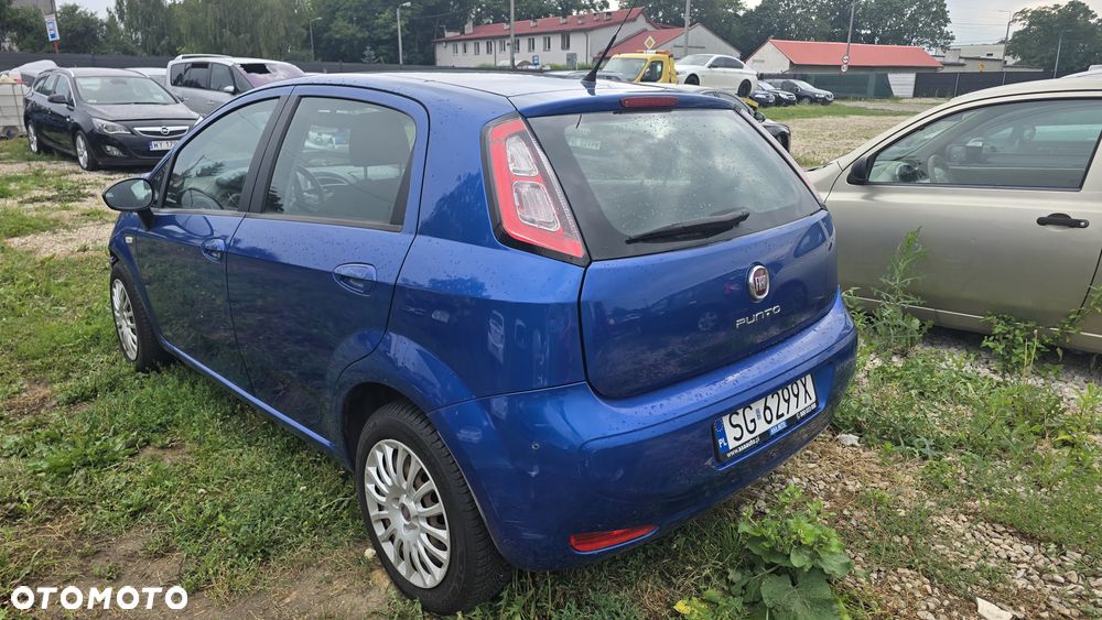 Fiat Punto 1.4 Estiva S&S - 11