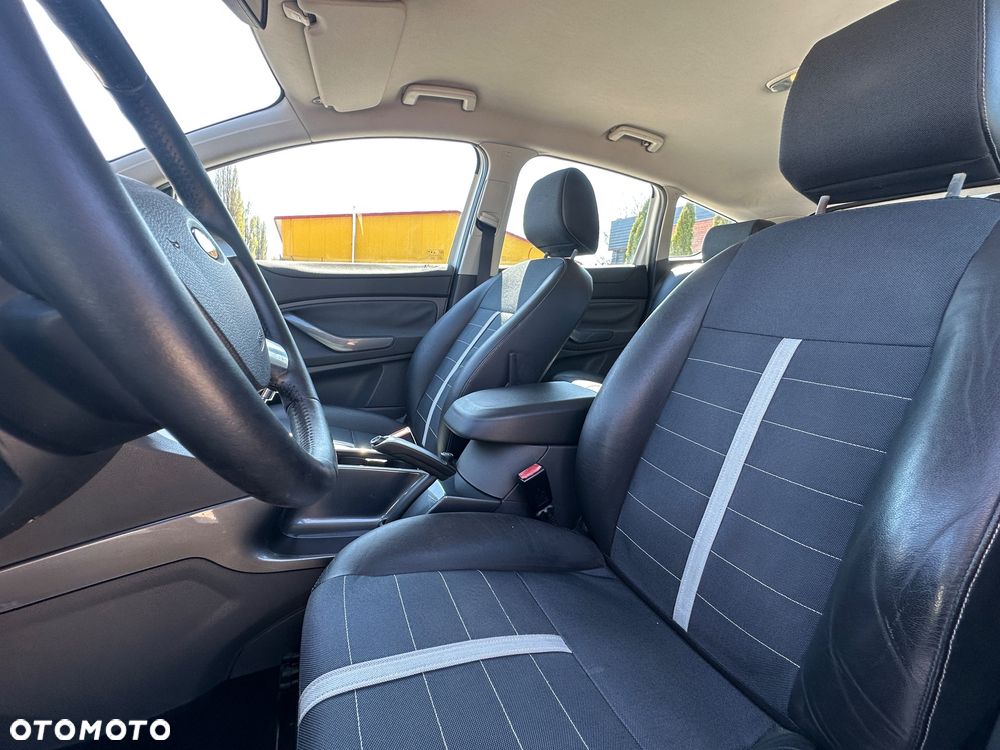 Ford Kuga 2.0 TDCi Titanium - 21