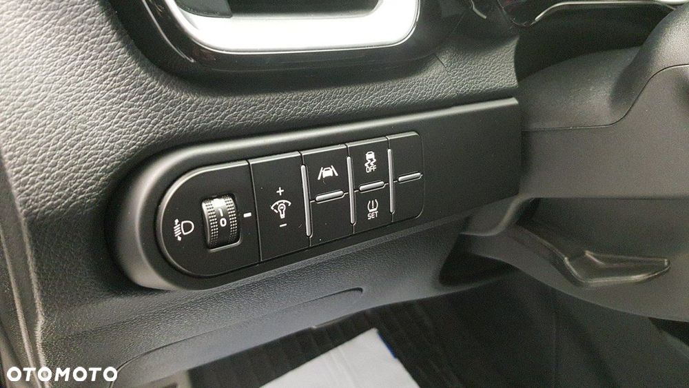 Kia Ceed - 19