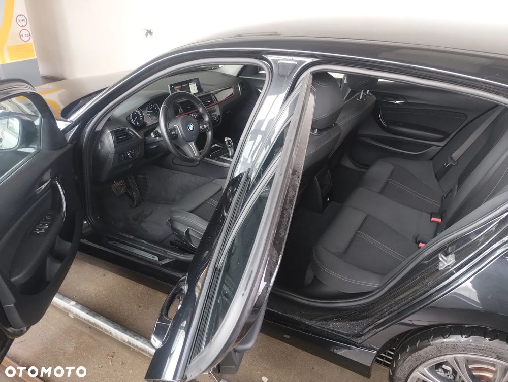 BMW Seria 1 118i - 11