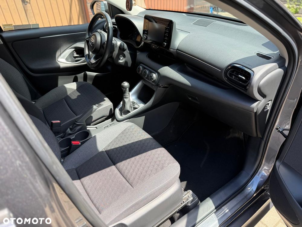 Toyota Yaris 1.0 Comfort - 10