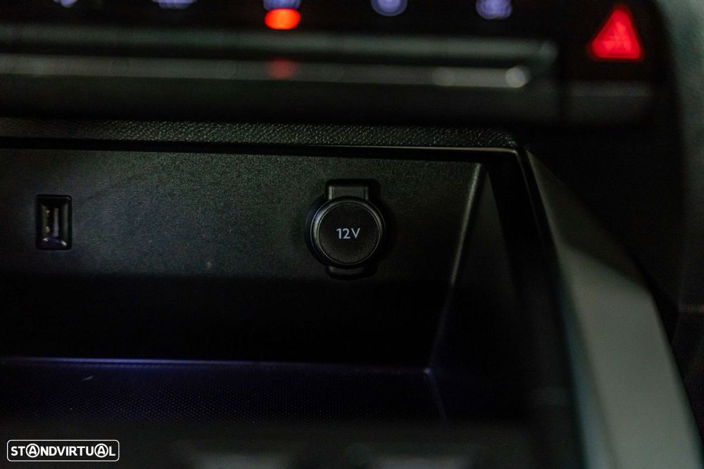 Citroën C5 Aircross 1.2 PureTech Shine EAT8 - 32