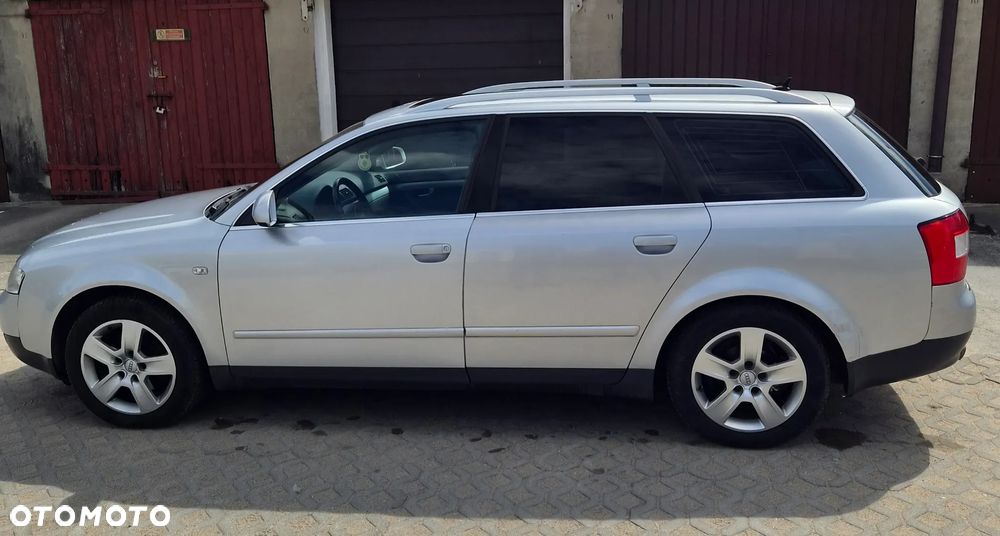 Audi A4 Avant - 6