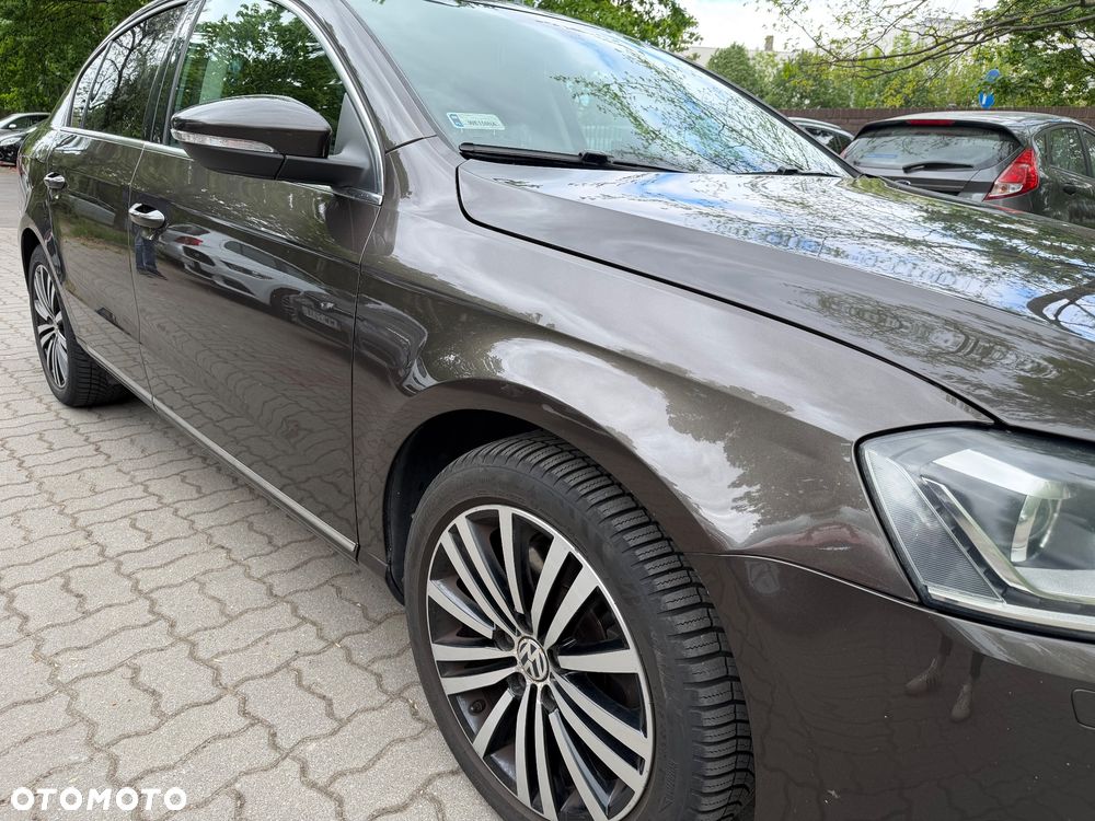 Volkswagen Passat 2.0 TDI Highline DSG - 12