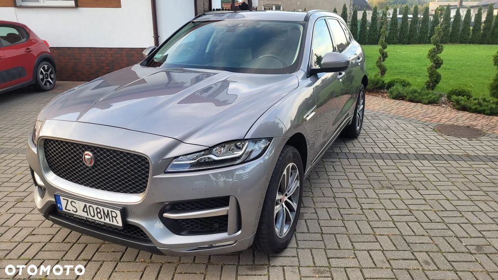 Jaguar F-Pace 2019 photo 2
