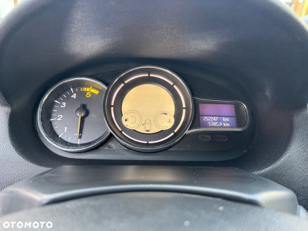 Renault Megane 1.5 dCi Intens EDC - 20