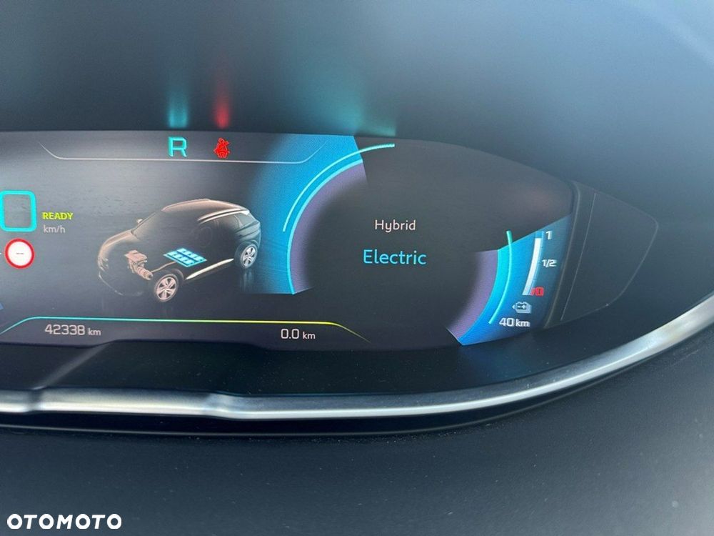 Peugeot 3008 1.6 PureTech Hybrid PHEV Allure Pack S&S EAT8 - 28