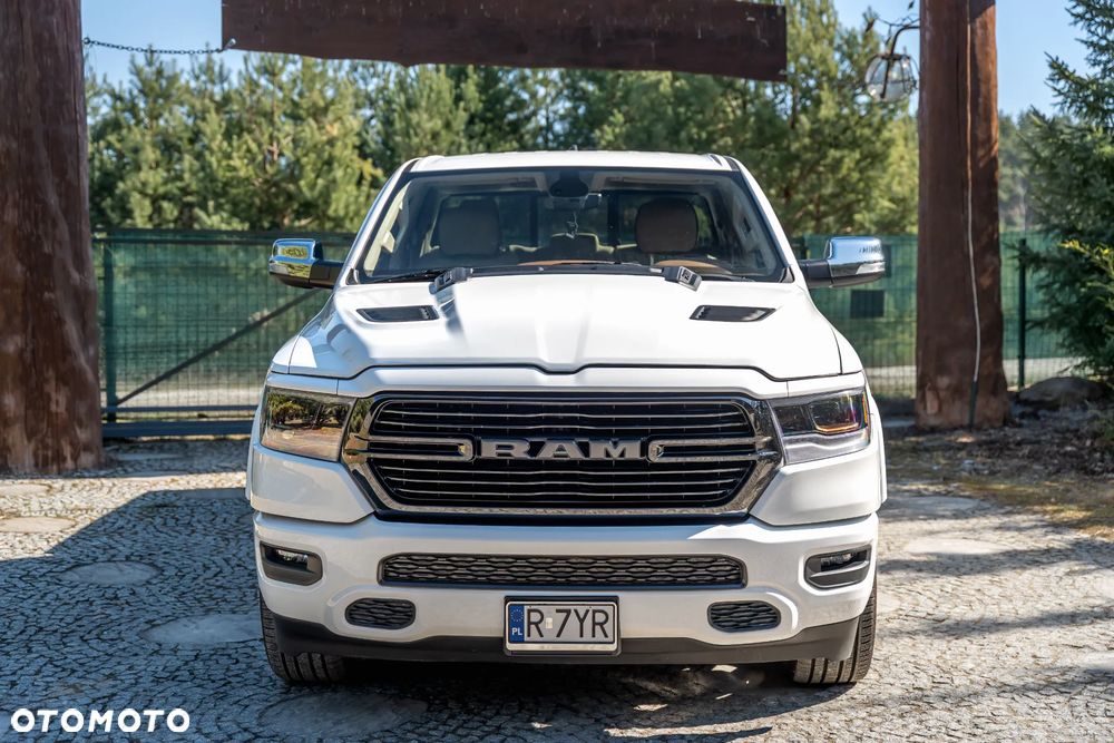 RAM 1500 5.7 Crew Cab Laramie - 6