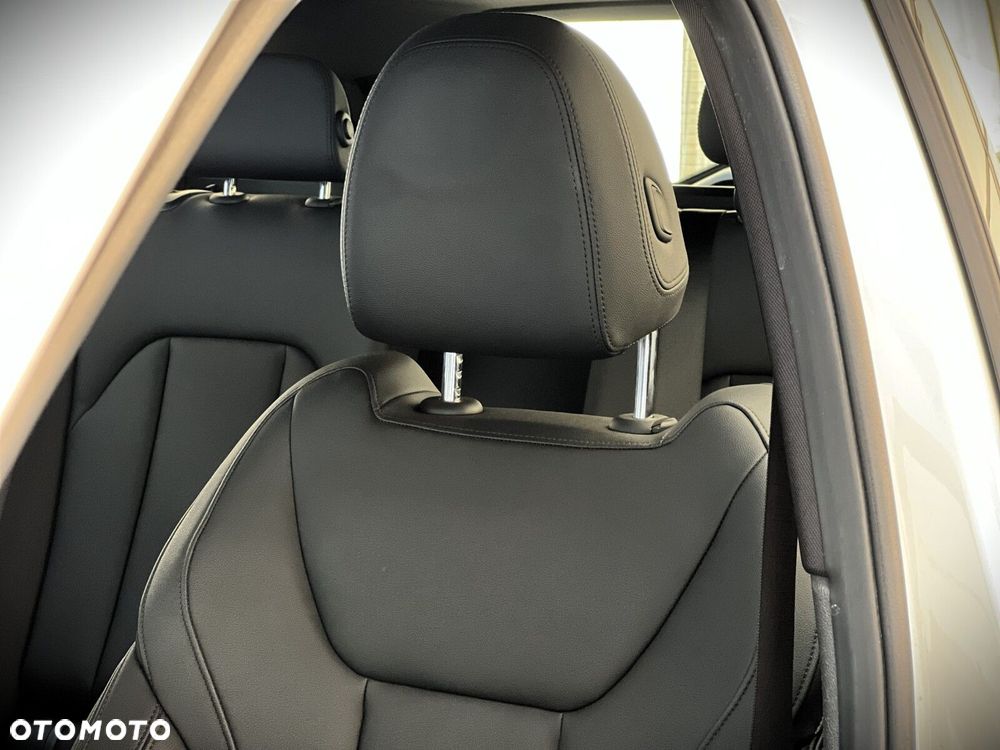 BMW Seria 3 320d xDrive Sport Line sport - 31