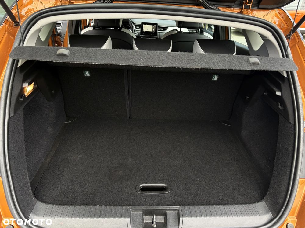 Renault Captur TCe 100 BUSINESS EDITION - 37