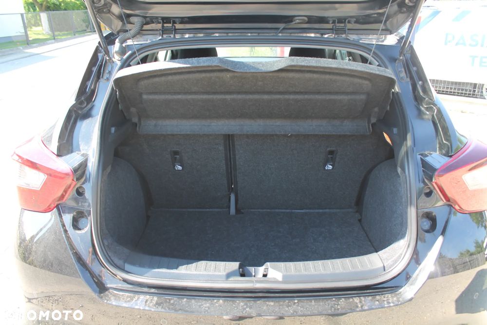 Nissan Micra - 12