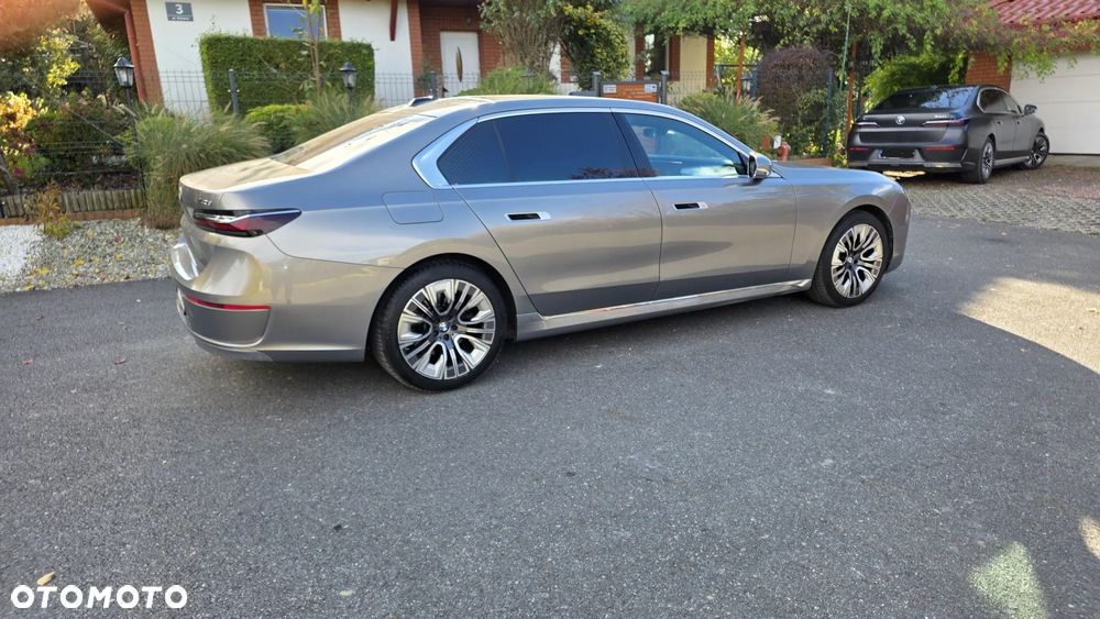 BMW Seria 7 740d xDrive - 7