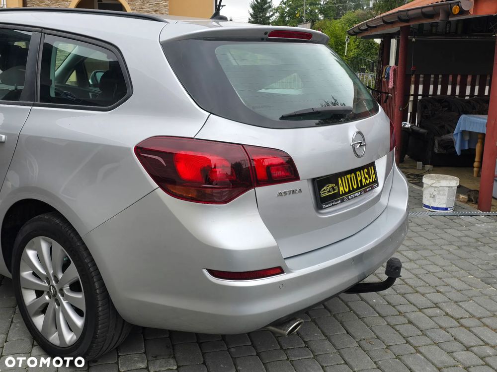 Opel Astra 1.4 Turbo Cosmo - 14