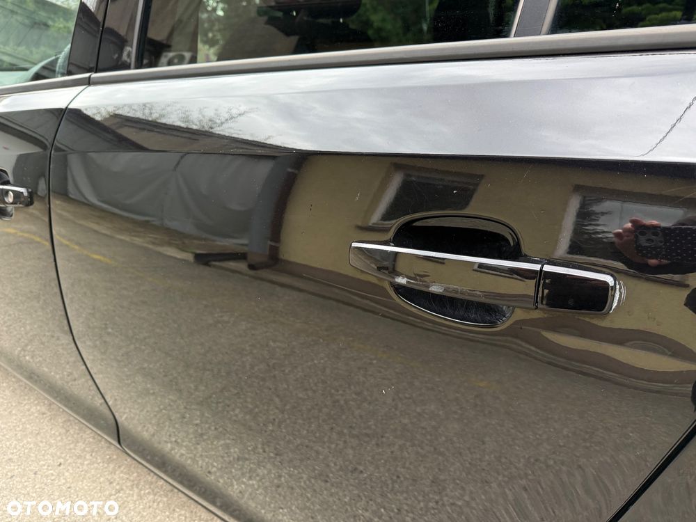 Opel Corsa 1.4 16V Satellite - 16