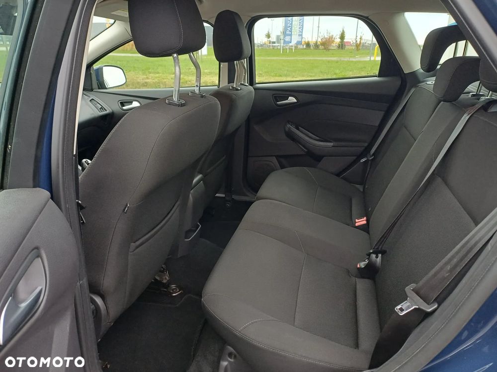 Ford Focus - 8