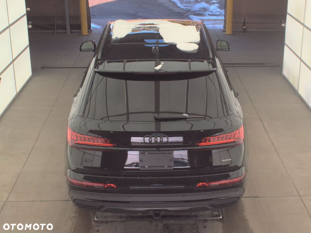 Audi Q7 - 7
