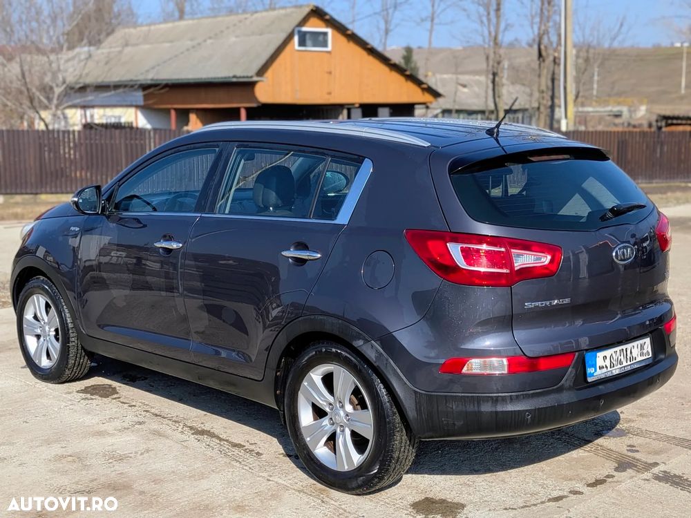 Kia Sportage 2,0 CRDI AWD Vision - 5