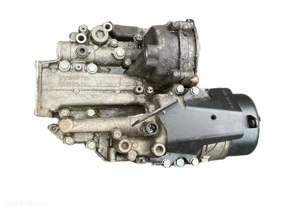 OBUDOWA FILTRA OLEJU  MAN TGX D2676 LF26 EURO 6 - 1