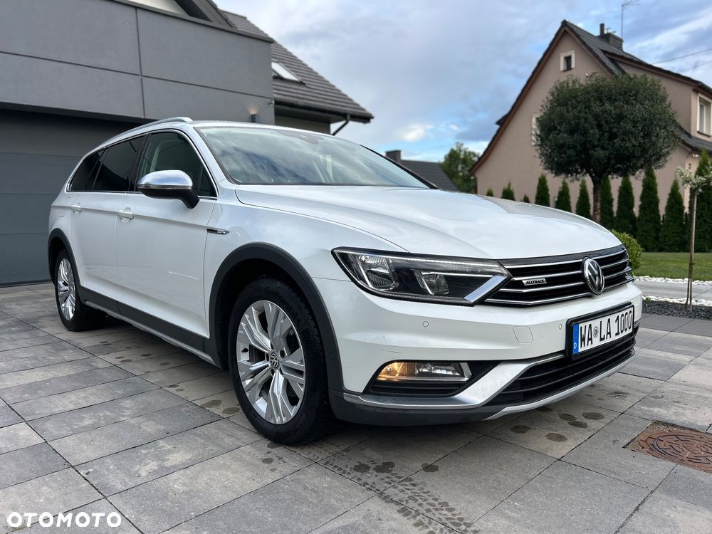 Volkswagen Passat Alltrack 2.0 TDI SCR DSG 4Motion - 3