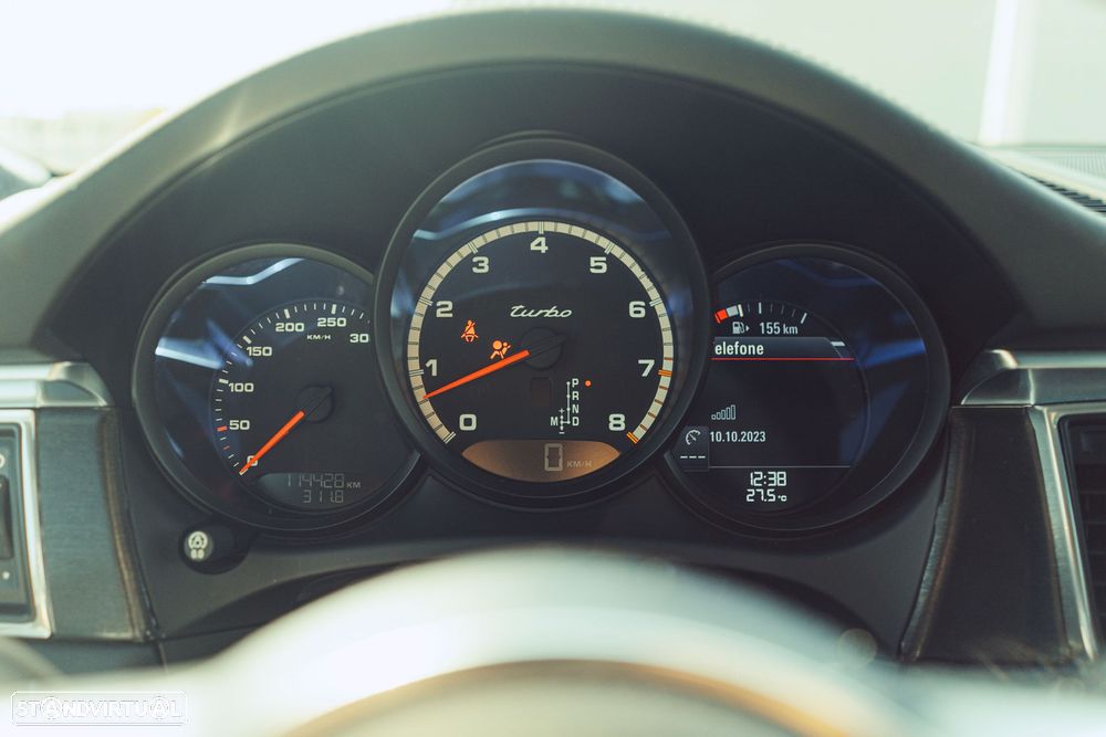 Porsche Macan Turbo - 9