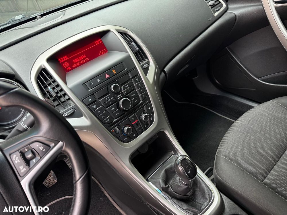 Opel Astra 1.6 Enjoy - 9