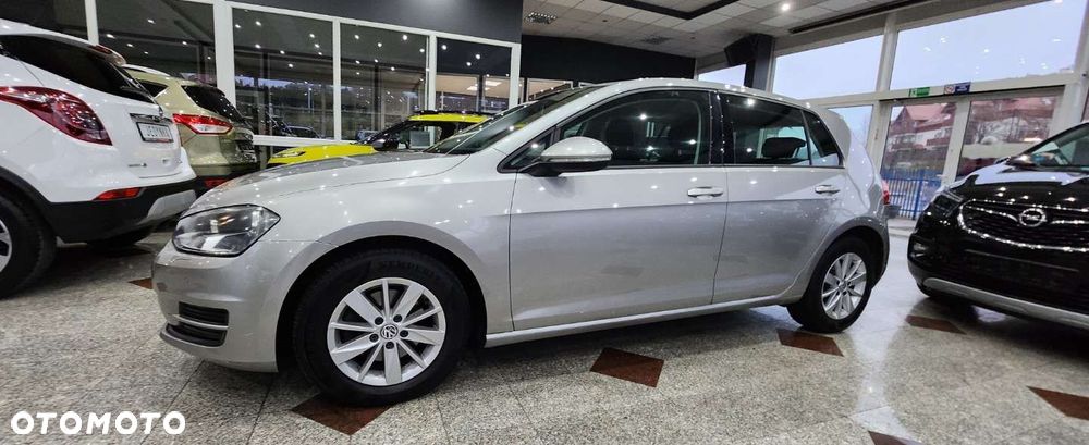 Volkswagen Golf - 21