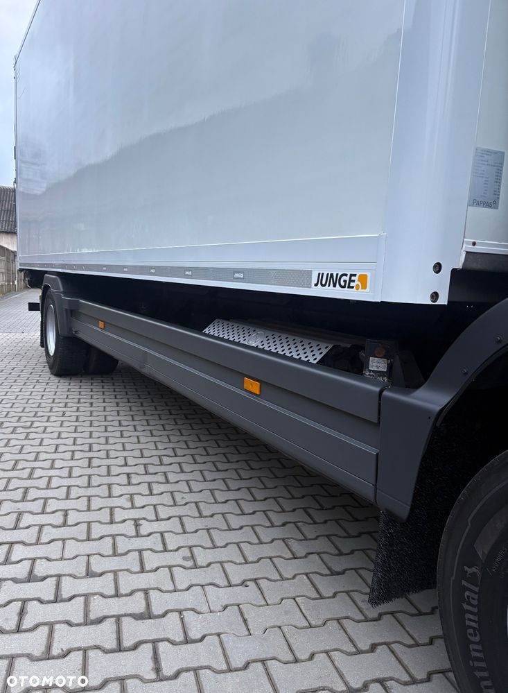 Mercedes-Benz Atego 1524 Winda Nowe Opony DMC 16T - 17