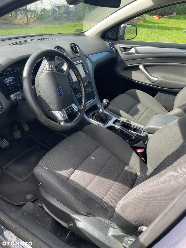 Ford Mondeo 2.0 TDCi Titanium - 22