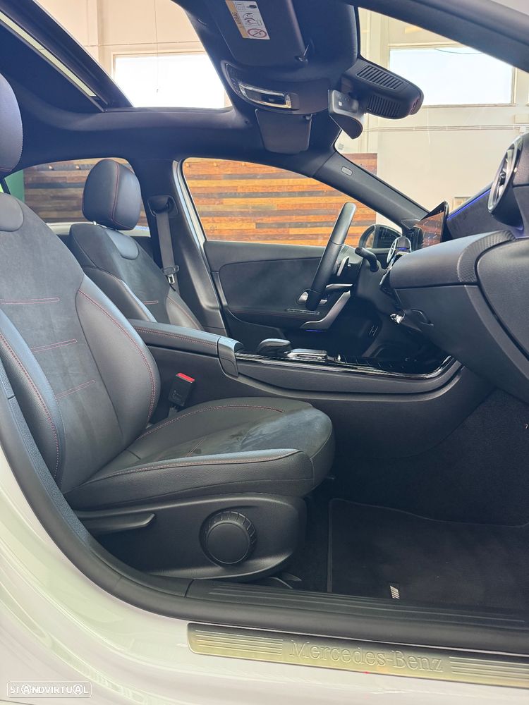 Mercedes-Benz A 250 Limousine e AMG Line - 22