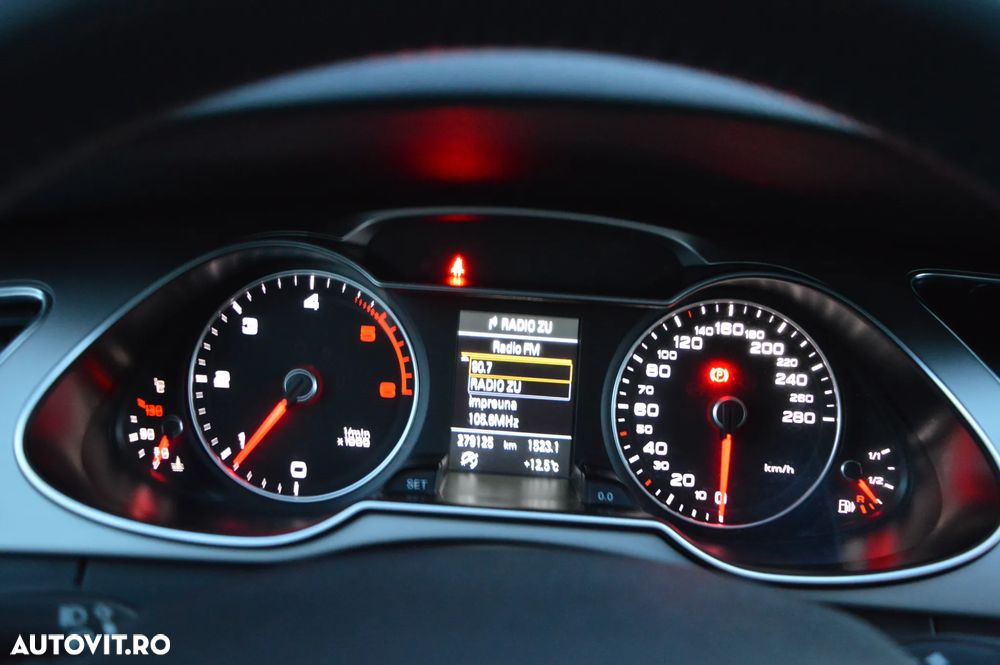 Audi A4 2.0 TDI DPF Ambition - 29