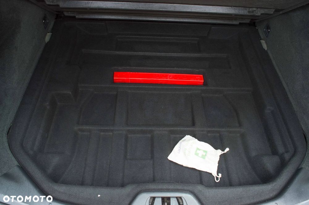 Volvo V60 D4 Business Edition - 37