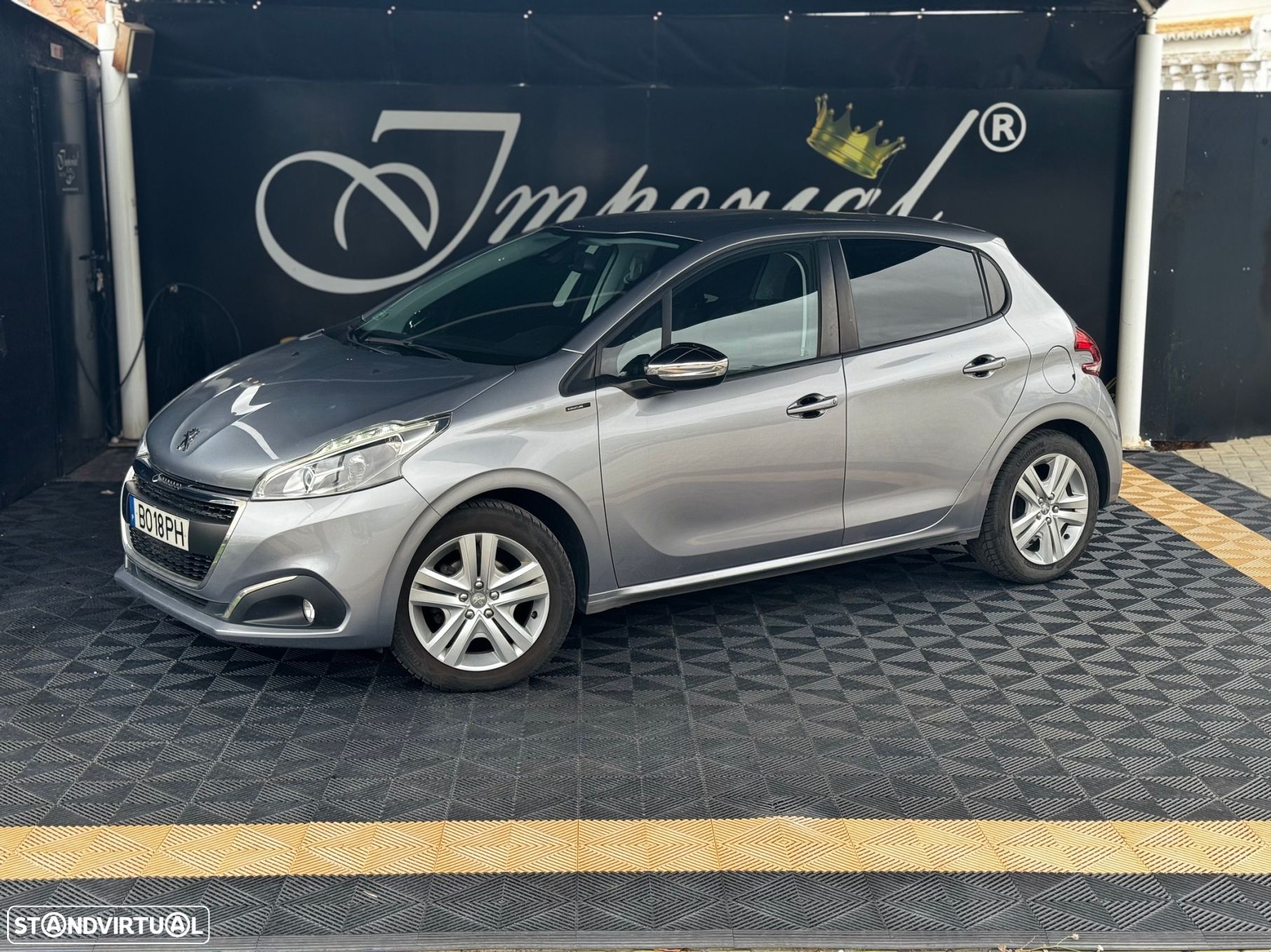 Peugeot 208 PureTech 82 Stop & Start Signature - 1
