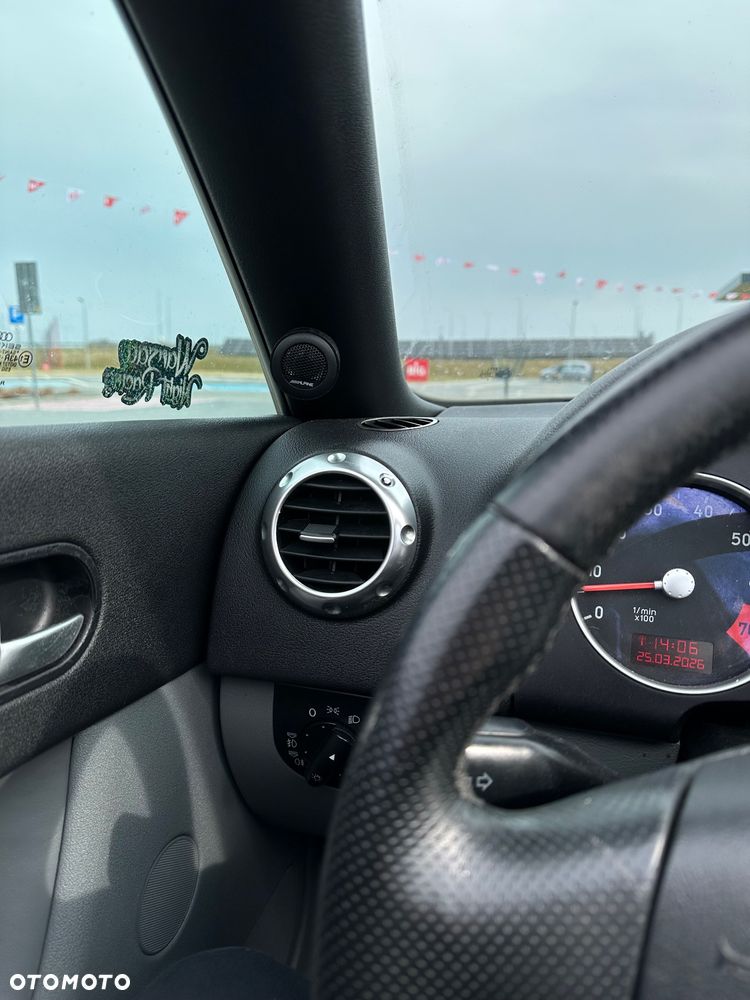 Audi TT Roadster 1.8T - 11