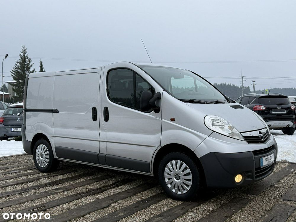 Opel Vivaro - 12