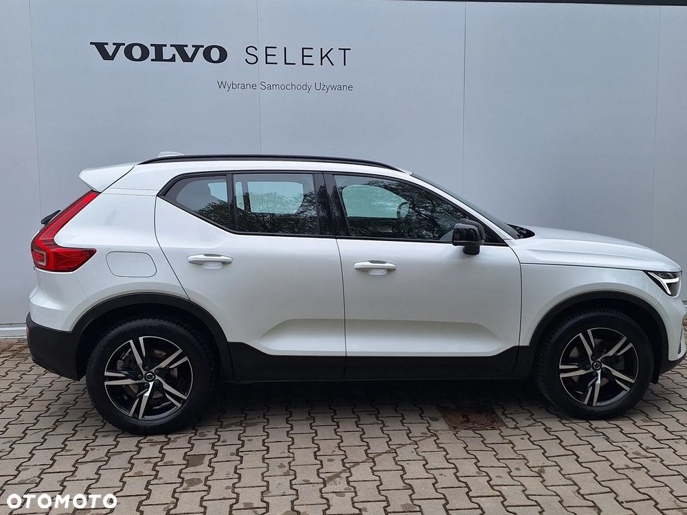 Volvo XC 40 B3 Plus Dark - 10