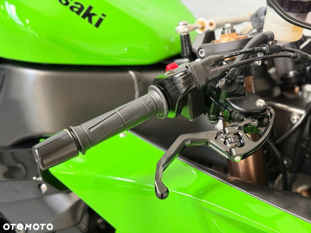 Kawasaki ZX - 12