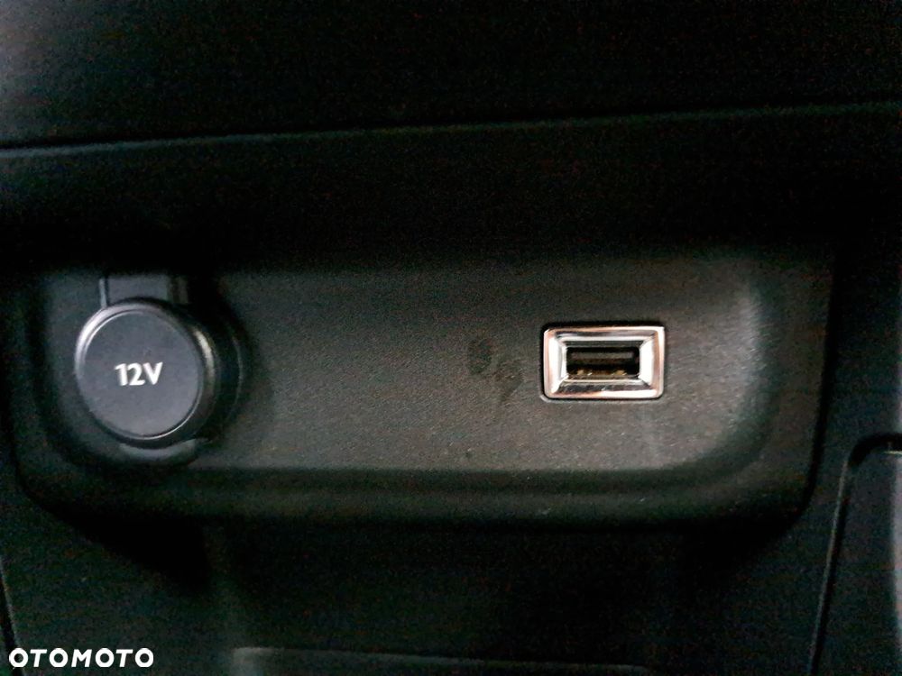 Citroën C3 1.2 PureTech Shine - 20