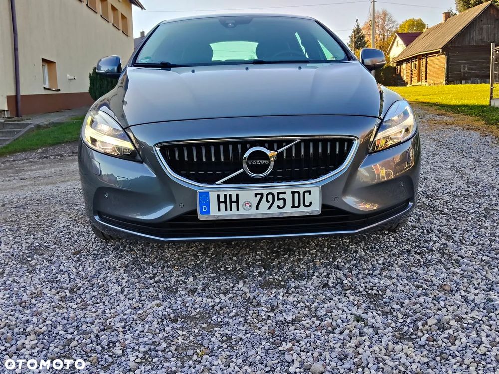 Volvo V40 T2 Momentum - 7
